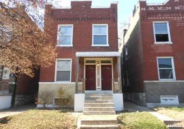 Single Family Residence at 3339 Virginia Ave, Saint Louis, MO 63118 | MLS# MIS12069115 | | Sold on 2013-01-30