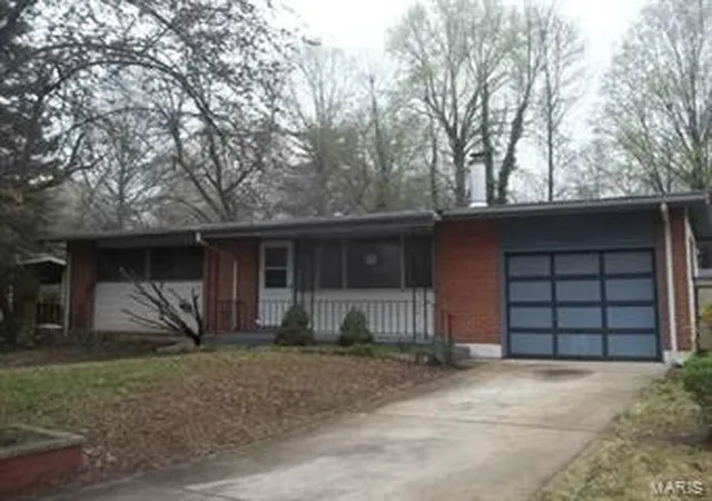 Single Family Residence at 10365 Nashua Dr, Saint Louis, MO 63136 | MLS# MIS13021852 | | Sold on 2013-06-28