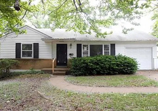1st image of 2 Marcel Ct, Saint Louis, MO 63135 | MLS# MIS13028812