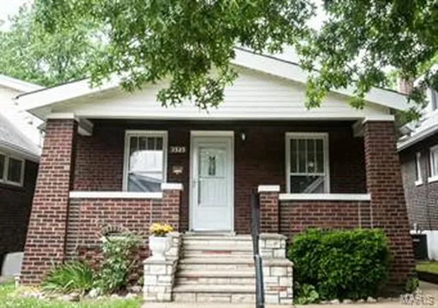 Single Family Residence at 3325 Norma Ct, Saint Louis, MO 63139 | MLS# MIS13030345 | | Sold on 2013-06-28