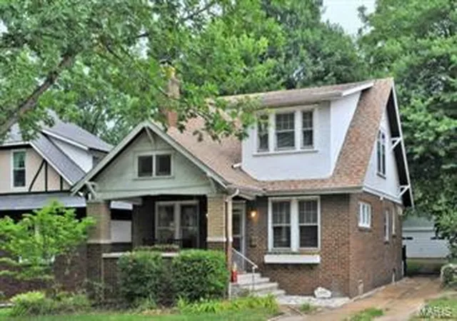 Photo 1 of Single Family Residence at 7581 Warner Ave, Saint Louis, MO 63117 | MLS# MIS13043011 | | Sold on 2014-04-14