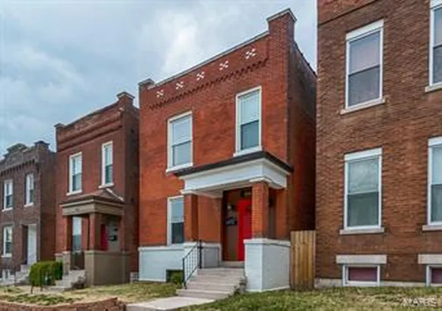 2nd image of 3459 Giles Ave, Saint Louis, MO 63116 | MLS# MIS14014289