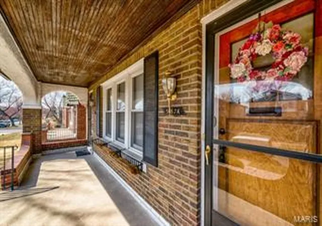Photo 2 of Multi Family at 5067 Winona Ave, Saint Louis, MO 63109 | MLS# MIS14016031 |  | Sold on 2014-05-14