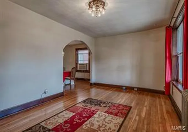 Photo 3 of Multi Family at 5067 Winona Ave, Saint Louis, MO 63109 | MLS# MIS14016031 |  | Sold on 2014-05-14