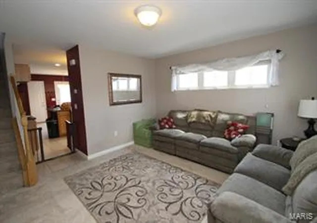 Photo 3 of Single Family Residence at 778 Zeiss Ave, Saint Louis, MO 63125 | MLS# MIS14019738 | | Sold on 2014-08-14