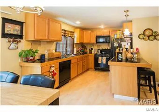 Photo 1 of Single Family Residence at 6028 Clemens Ave, Saint Louis, MO 63112 | MLS# MIS14060995 | | Sold on 2015-02-20