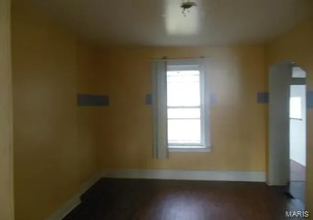 Photo 4 of Single Family Residence at 1929 Arlington Ave, Saint Louis, MO 63112 | MLS# MIS14065669 | | Sold on 2015-01-30