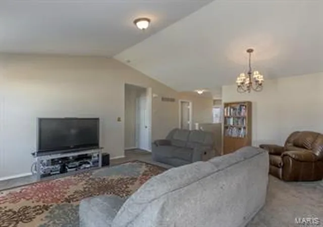 5th image of 429 Briarchase Pl, Lake Saint Louis, MO 63367 | MLS# MIS15008344