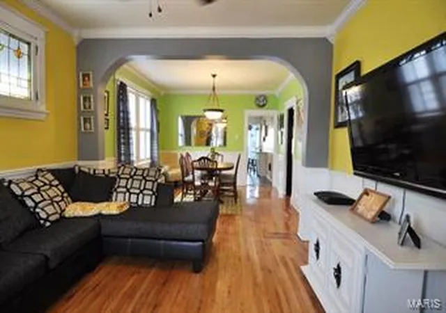 5th image of 5722 Morganford Rd, Saint Louis, MO 63116 | MLS# MIS15031865