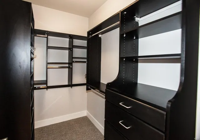 Photo 5 of Condominium at 6340 Clayton Rd #301, Saint Louis, MO 63117 | MLS# MIS15052564 | | Sold on 2016-04-28