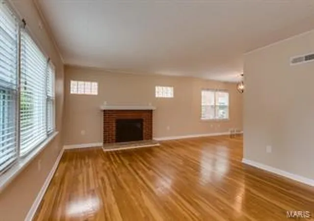 4th image of 4201 Prather Ave, Saint Louis, MO 63109 | MLS# MIS15057229