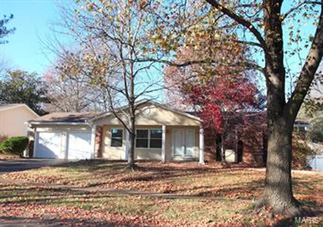 1st image of 13383 Windbrooke Ln, Saint Louis, MO 63146 | MLS# MIS15064488