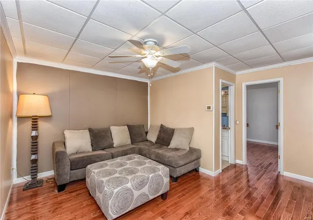 Photo 2 of Single Family Residence at 769 Zeiss Ave, Saint Louis, MO 63125 | MLS# MIS16012874 | | Sold on 2016-06-30