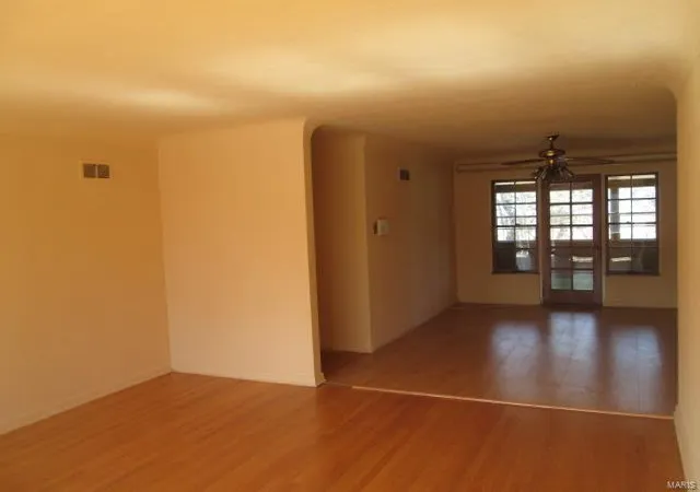 Photo 3 of Single Family Residence at 7425 Melrose Ave, Saint Louis, MO 63130 | MLS# MIS16013178 | | Sold on 2016-07-18
