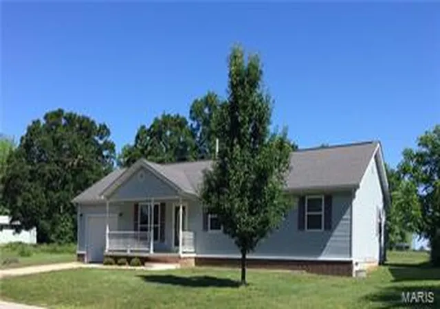 Single Family Residence at 51 Jana Ln, Saint James, MO 65559 | MLS# MIS17044486 | | Sold on 2017-09-20
