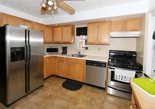 Photo 1 of Single Family Residence at 5648 Tholozan Ave, Saint Louis, MO 63109 | MLS# MIS17045950 | | Sold on 2017-07-10