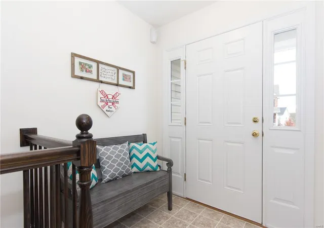 Photo 1 of Single Family Residence at 603 Prairiegate Ct, Lake Saint Louis, MO 63367 | MLS# MIS18006106 |  | Sold on 2018-03-07