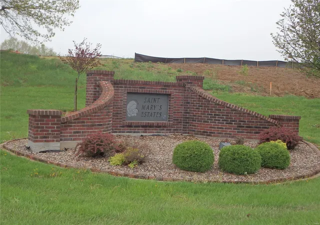 Photo 1 of Land at 124 Saint Marys Ln, Old Monroe, MO 63369 | MLS# MIS18007467 | | Sold on 2021-01-08