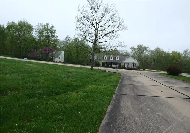Photo 4 of Land at 124 Saint Marys Ln, Old Monroe, MO 63369 | MLS# MIS18007467 | | Sold on 2021-01-08