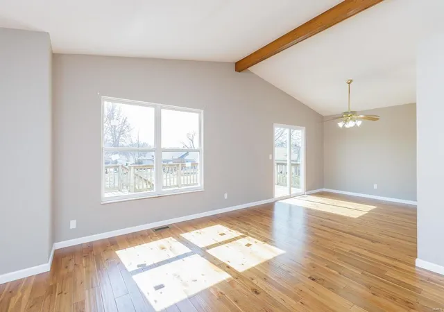 Photo 3 of Single Family Residence at 109 Golden Harvest Ct, Saint Peters, MO 63376 | MLS# MIS18011130 |  | Sold on 2018-04-13