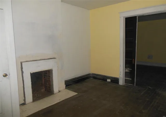 Photo 2 of Multi Family at 5325 Terry Ave, Saint Louis, MO 63120 | MLS# MIS18014760 | | Sold on 2018-05-29