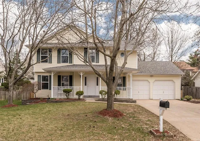 Photo 1 of Single Family Residence at 1266 Stephenridge Dr, Saint Charles, MO 63304 | MLS# MIS18029686 |  | Sold on 2018-07-02