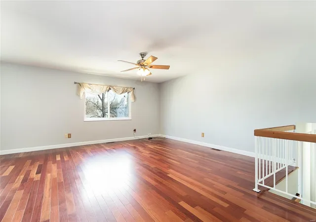 4th image of 4036 Bellvue Dr, Saint Peters, MO 63376 | MLS# MIS18029704