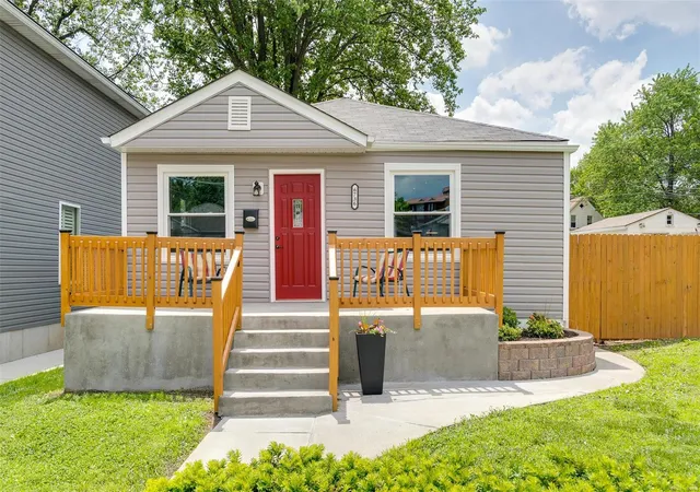 Photo 1 of Single Family Residence at 6736 Wise Ave, Saint Louis, MO 63139 | MLS# MIS18040256 |  | Sold on 2018-07-10