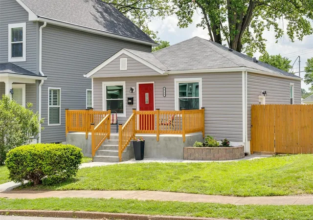 Photo 2 of Single Family Residence at 6736 Wise Ave, Saint Louis, MO 63139 | MLS# MIS18040256 |  | Sold on 2018-07-10