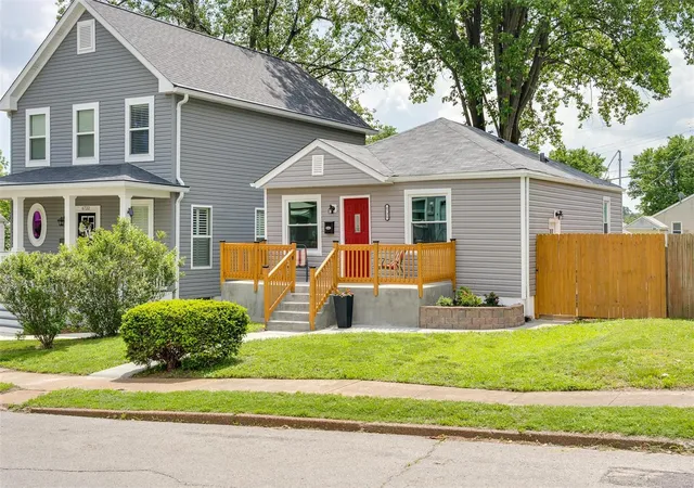 Photo 3 of Single Family Residence at 6736 Wise Ave, Saint Louis, MO 63139 | MLS# MIS18040256 |  | Sold on 2018-07-10