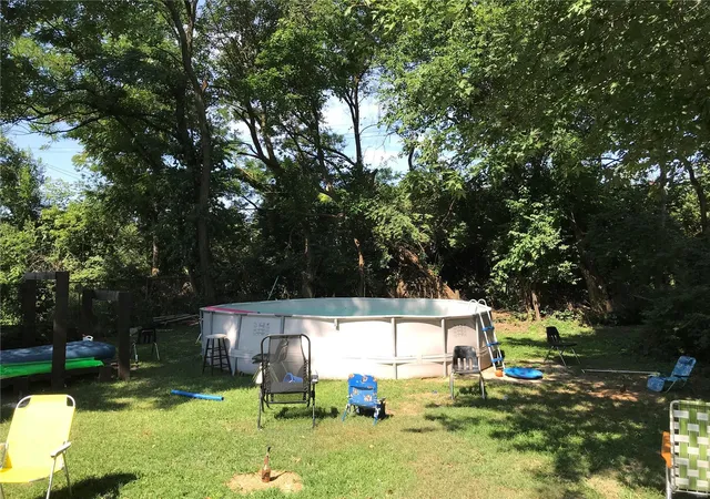 2nd image of 417 Mueller Ave, Saint Louis, MO 63135 | MLS# MIS18061282