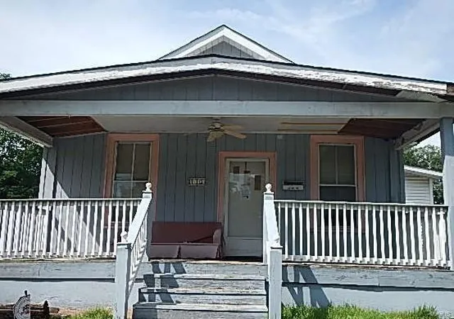 Single Family Residence at 417 Northridge Dr, Saint Louis, MO 63137 | MLS# MIS18080819 | | Sold on 2019-01-04