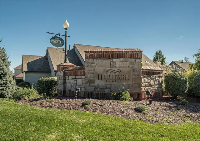 2nd image of 428 Fort Saratoga, Saint Charles, MO 63303 | MLS# MIS18082081