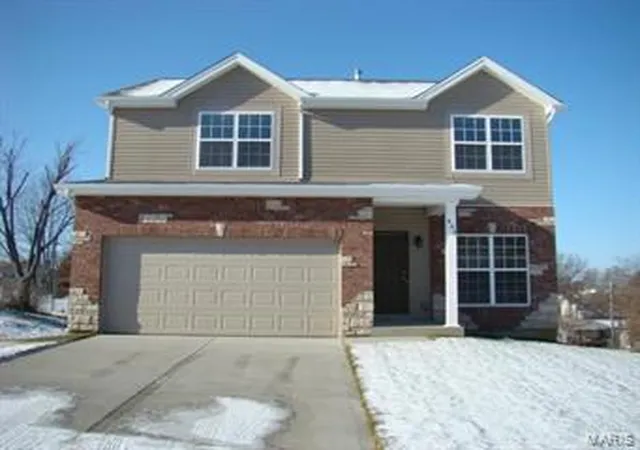 Single Family Residence at 465 Fall River Ln, Saint Charles, MO 63304 | MLS# MIS90053158 |  | Sold on 2013-02-21