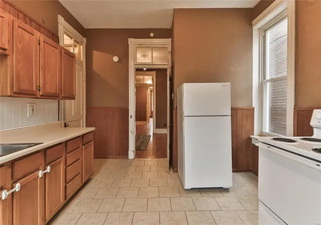 Photo 3 of Multi Family at 1956 Withnell Ave, Saint Louis, MO 63118 | MLS# MIS19007595 | | Sold on 2019-05-02