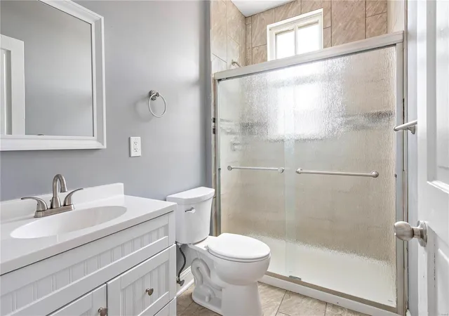 Photo 3 of Multi Family at 2823 Henrietta, Saint Louis, MO 63104 | MLS# MIS19015643 | | Sold on 2019-04-25