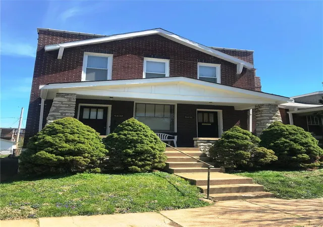 Multi Family at 5432 Cologne Ave, Saint Louis, MO 63116 | MLS# MIS19026799 | | Sold on 2020-03-26
