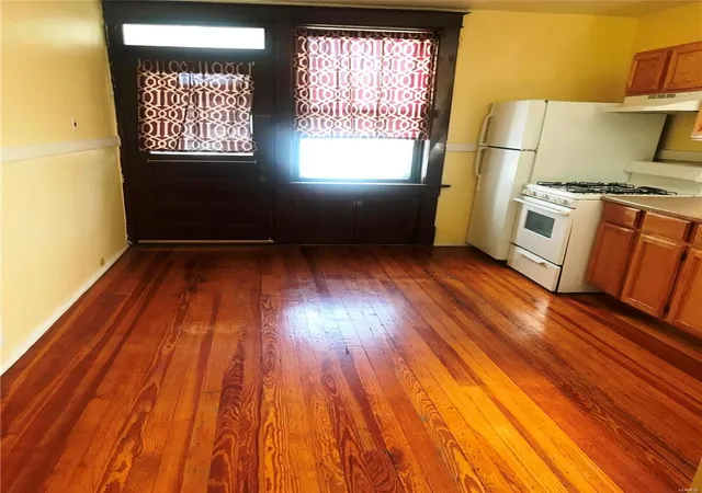 Photo 3 of Multi Family at 5432 Cologne Ave, Saint Louis, MO 63116 | MLS# MIS19026799 | | Sold on 2020-03-26