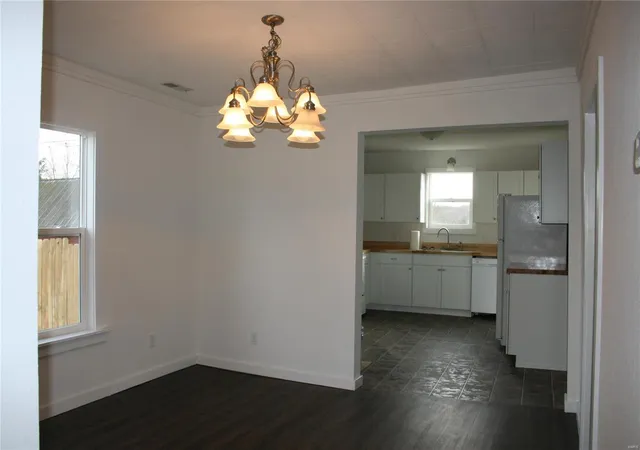Photo 4 of Single Family Residence at 418 W Jefferson Ave, Conway, MO 65632 | MLS# MIS20006753 | | Sold on 2020-05-29