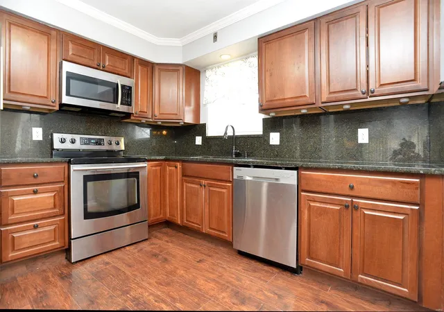 Photo 1 of Single Family Residence at 3434 Laura Ln, Saint Louis, MO 63125 | MLS# MIS20014653 |  | Sold on 2020-04-30
