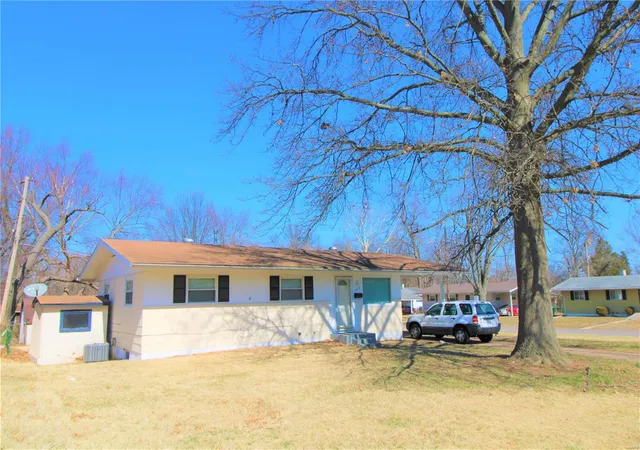 5th image of 533 Banavie Dr, Saint Louis, MO 63137 | MLS# MIS20016588