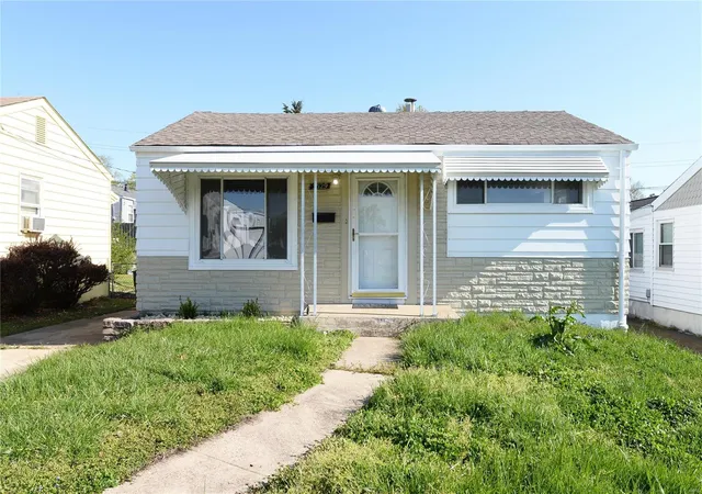 Single Family Residence at 5529 Fyler Ave, Saint Louis, MO 63139 | MLS# MIS20024623 | | Sold on 2020-07-10