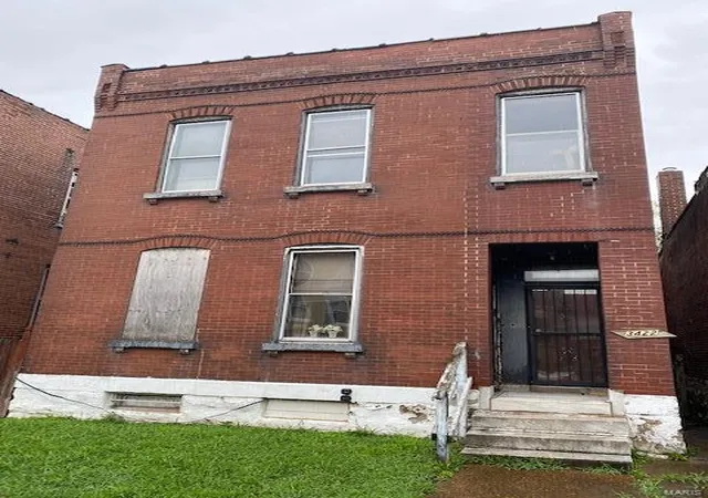 Multi Family at 3422 Tennessee Ave, Saint Louis, MO 63118 | MLS# MIS20055136 | | Sold on 2020-08-26