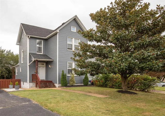 Single Family Residence at 5612 Arthur Ave, Saint Louis, MO 63139 | MLS# MIS20065739 | | Sold on 2020-12-09