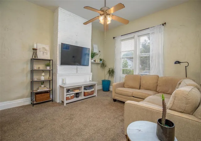 Photo 3 of Single Family Residence at 5612 Arthur Ave, Saint Louis, MO 63139 | MLS# MIS20065739 | | Sold on 2020-12-09