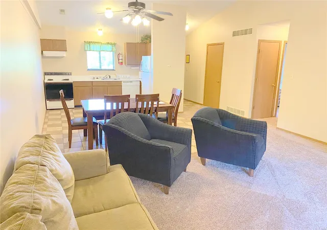 Photo 3 of Condominium at 18910 Pine Lake Rd #B10, Monroe City, MO 63456 | MLS# MIS20071906 | | Sold on 2020-12-30