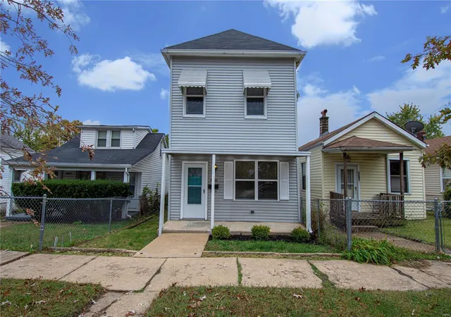 Single Family Residence at 8516 Pennsylvania Ave, Saint Louis, MO 63111 | MLS# MIS20077714 | | Sold on 2020-12-14