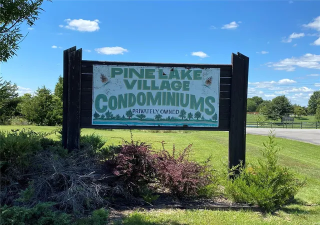Photo 2 of Condominium at 18910 Pine Lake Rd #B8, Monroe City, MO 63456 | MLS# MIS20084870 | | Sold on 2020-12-30