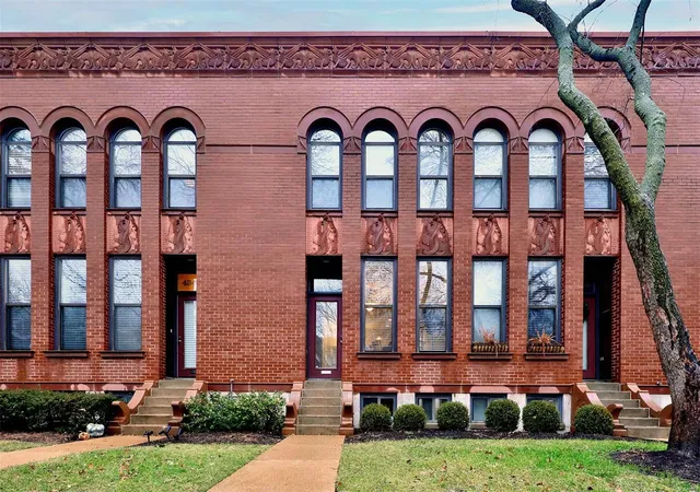 Townhouse at 4343 Laclede Ave #F, Saint Louis, MO 63108 | MLS# MIS21004378 | | Sold on 2021-03-17