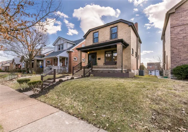 Photo 2 of Single Family Residence at 5020 Bancroft Ave, Saint Louis, MO 63109 | MLS# MIS21006608 |  | Sold on 2021-03-15